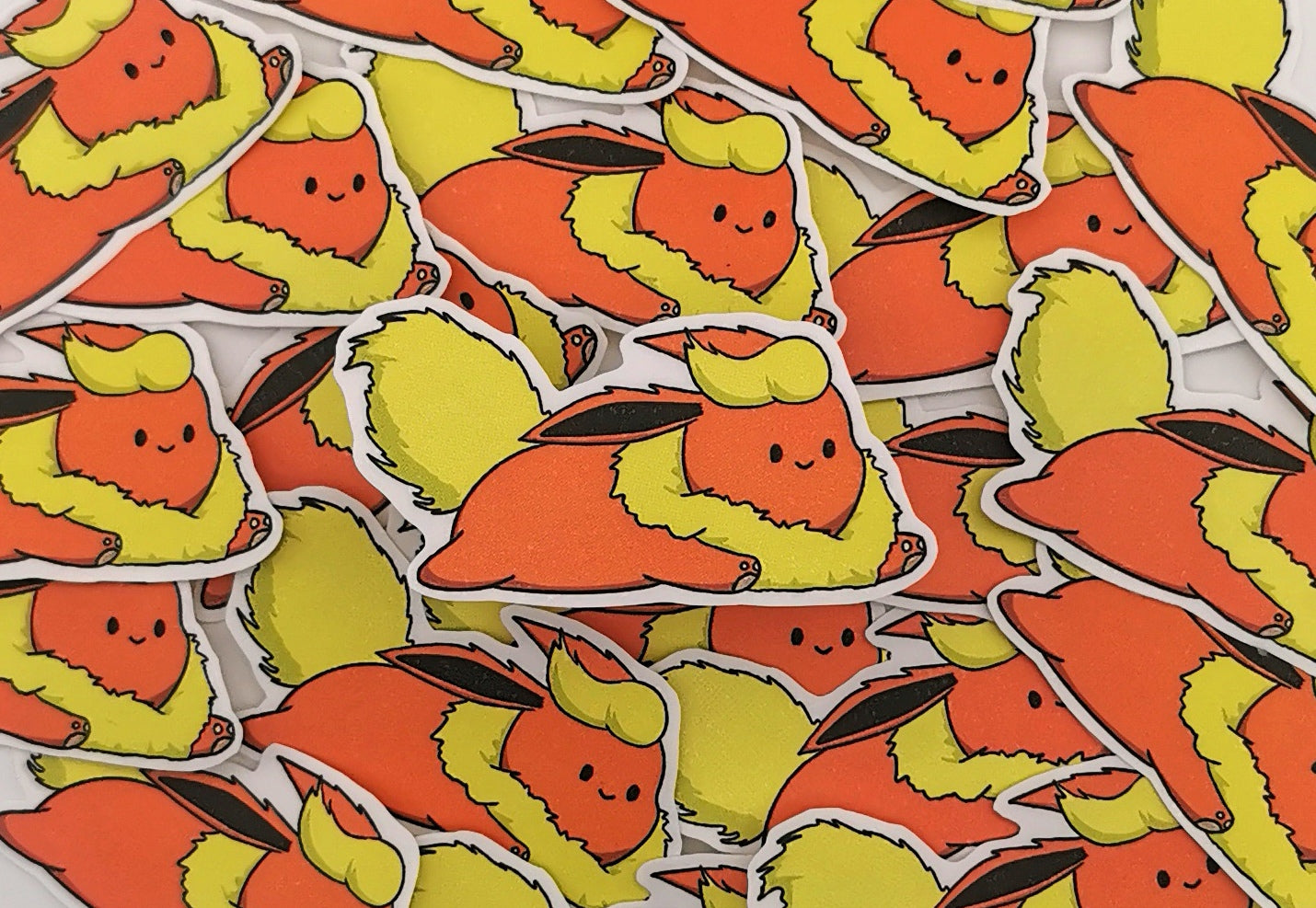 "Flammen Evee" Poki Sticker